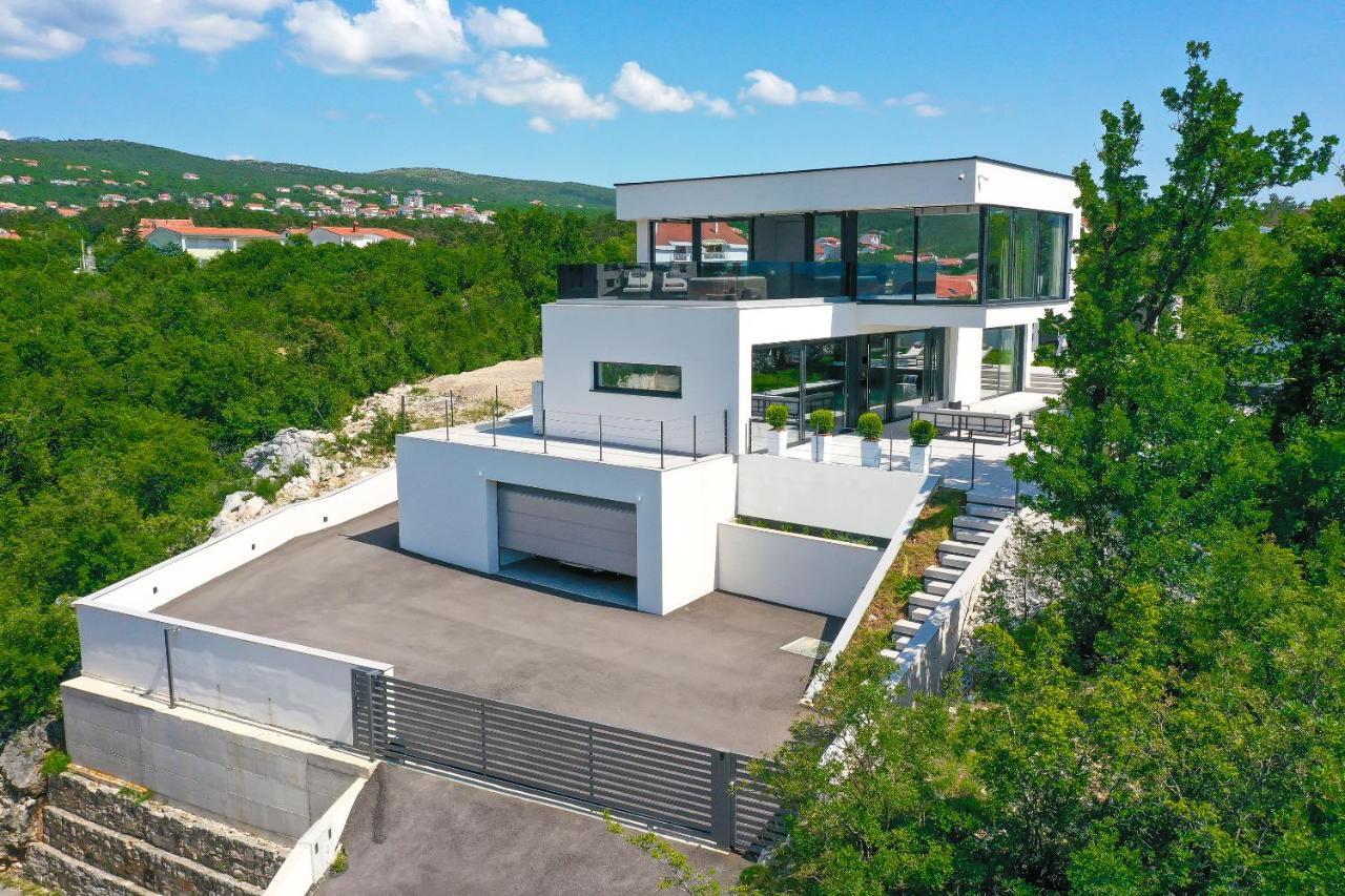 Luxury Cloer, - Sauna,steam Room, 2 Jacuzzis Villa